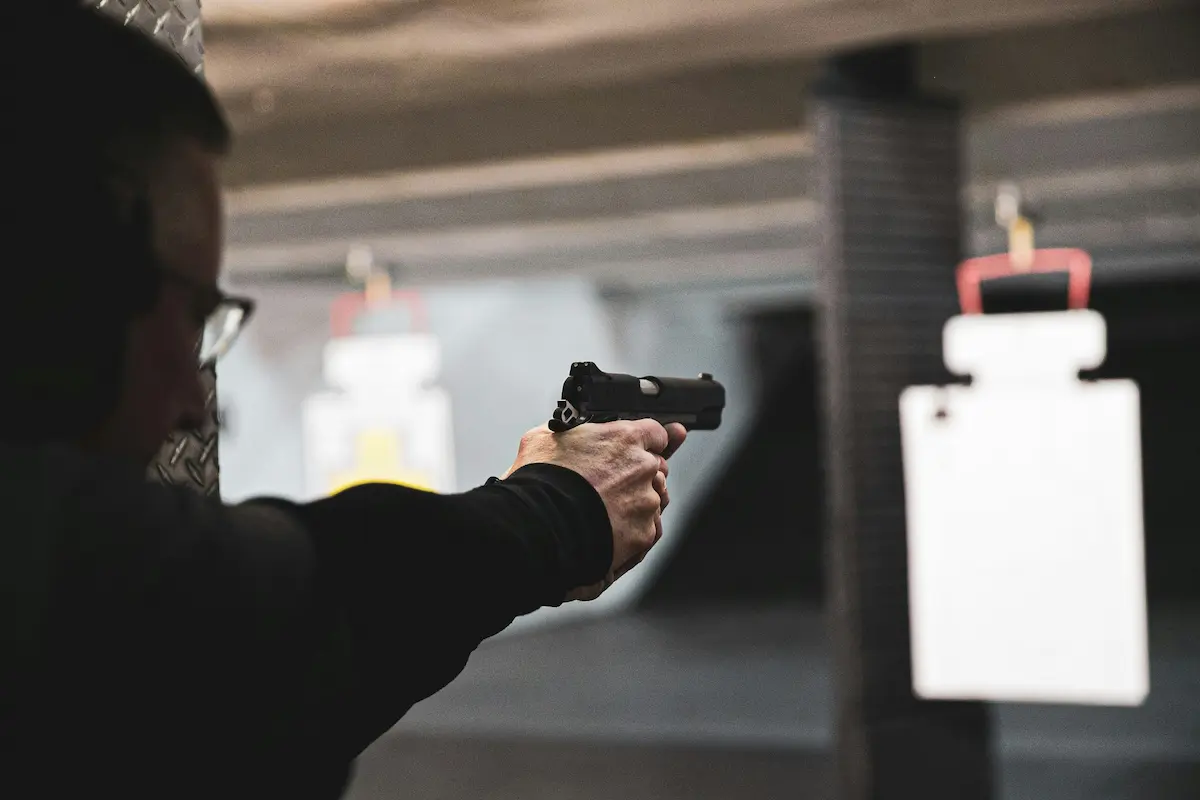 defensive shooting skills with a handgun